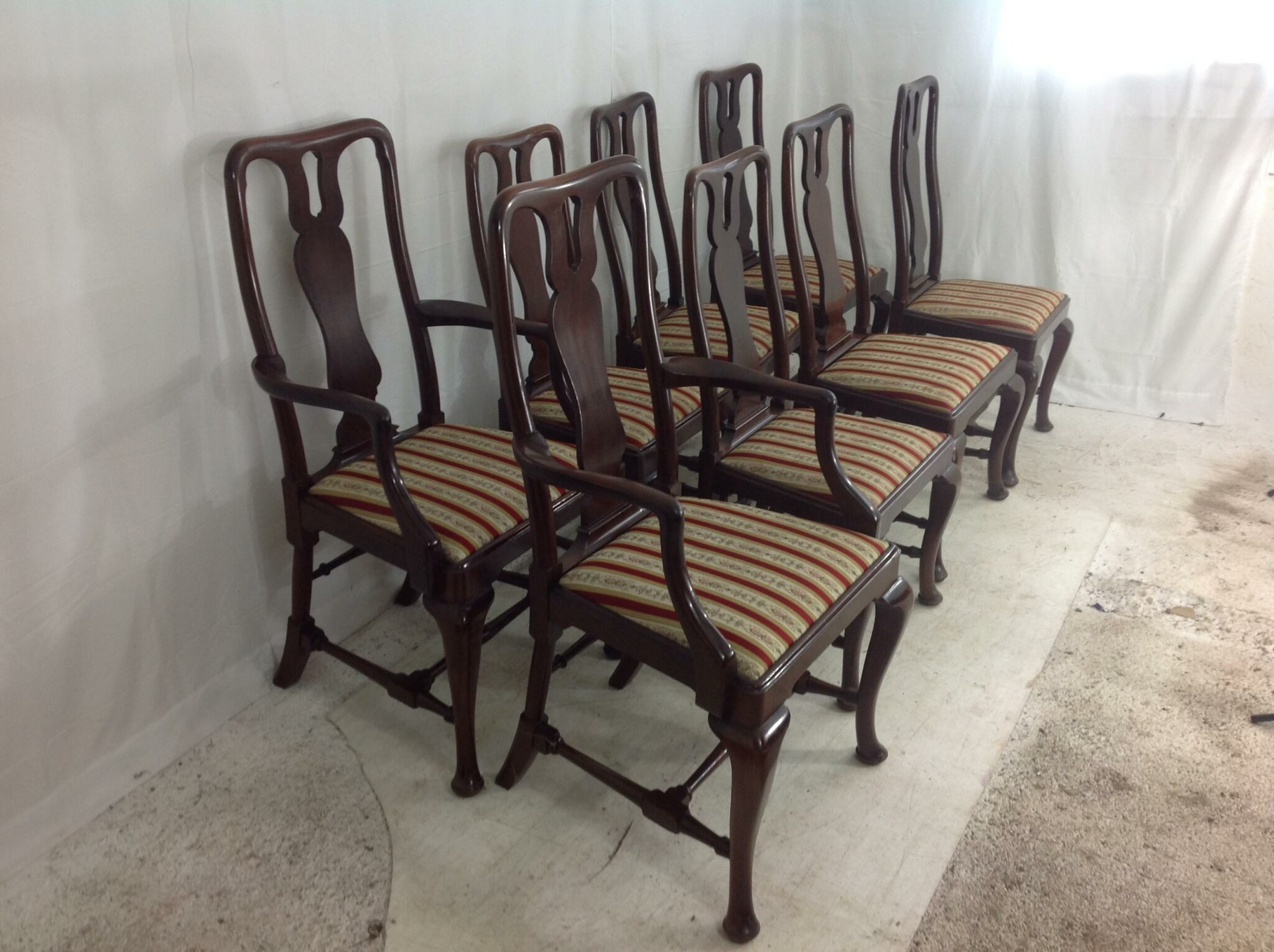 8 Reproduction Queen Anne Style Chairs - E-Reuse