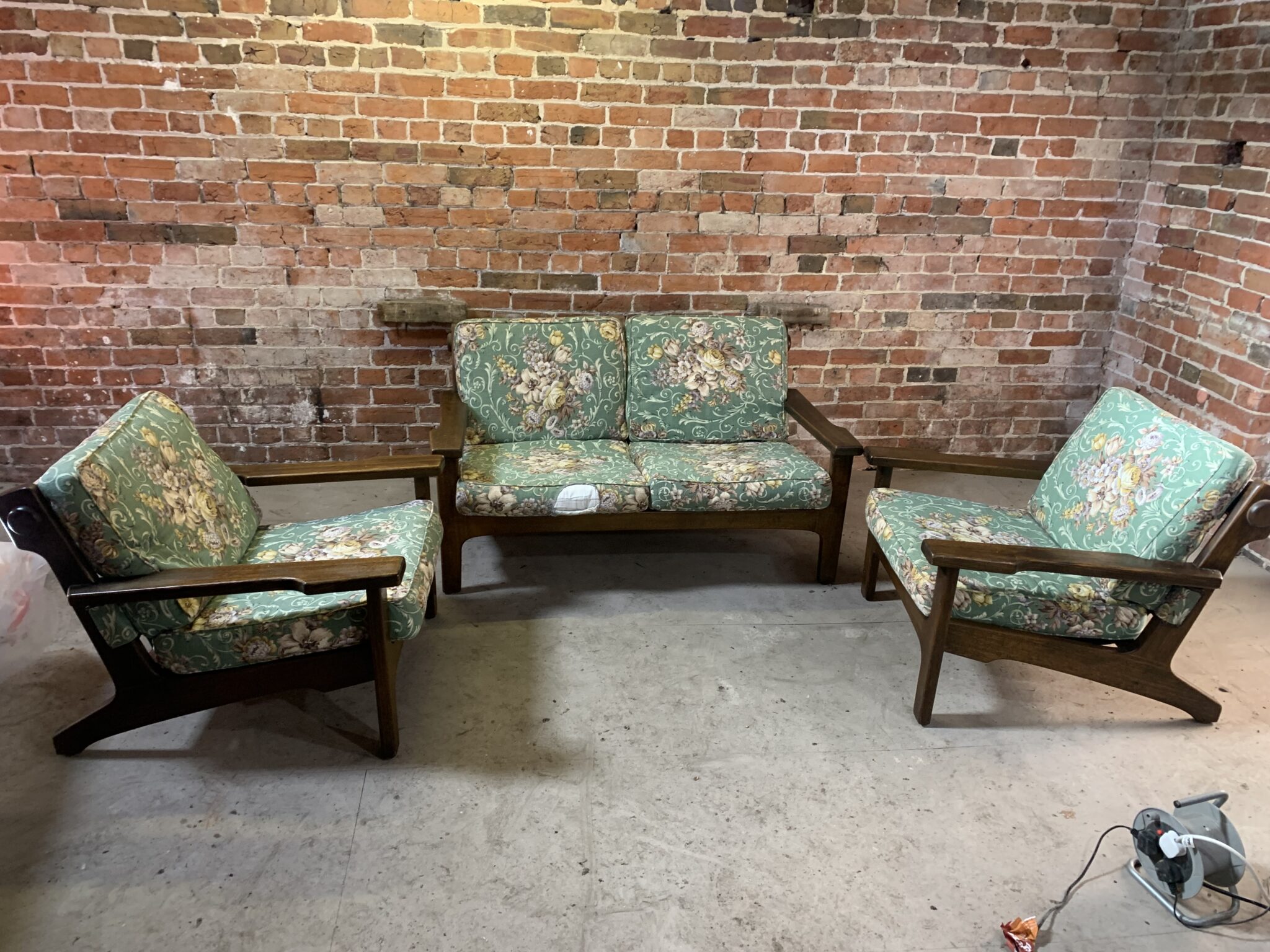 House Clearance Telford Second Hand Furniture to Buy Online