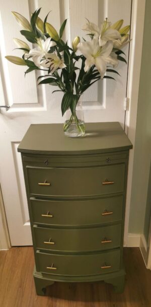 Bow fronted four drawer unit