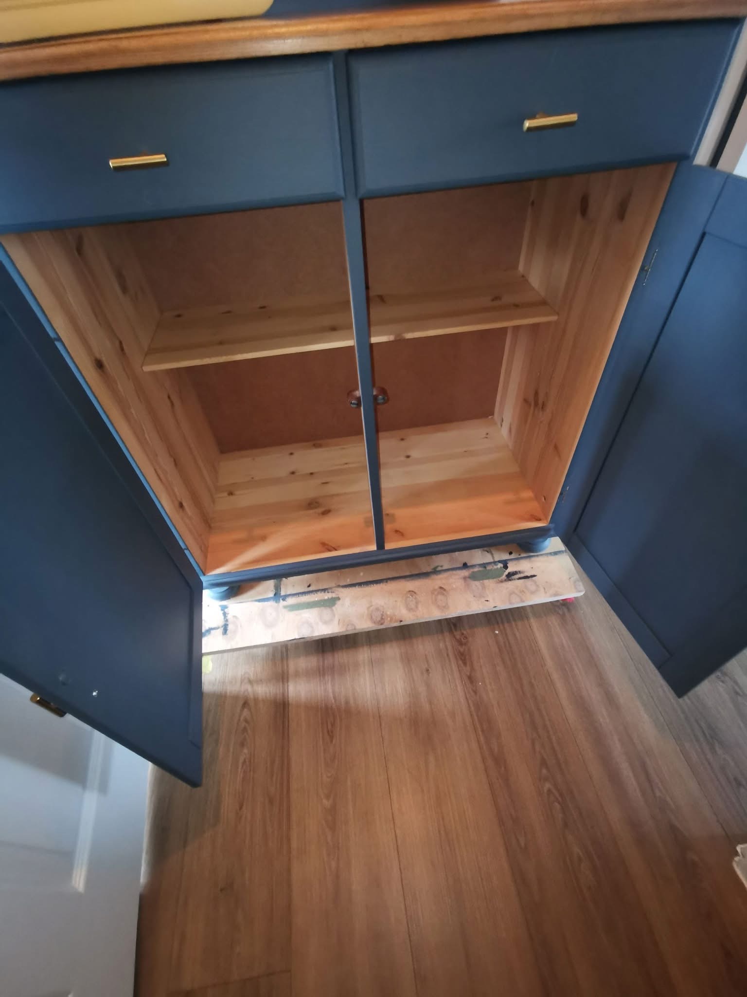 Stunning half size dresser - Image 3