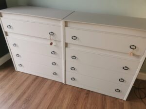 Two sets of chest of drawers 4 draw