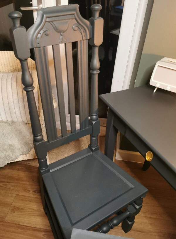 Dressing table /desk with drawer and chair - Image 3