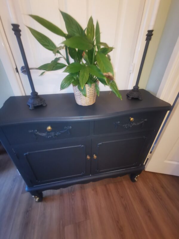 Beautiful repainted slimline sideboard - Image 2