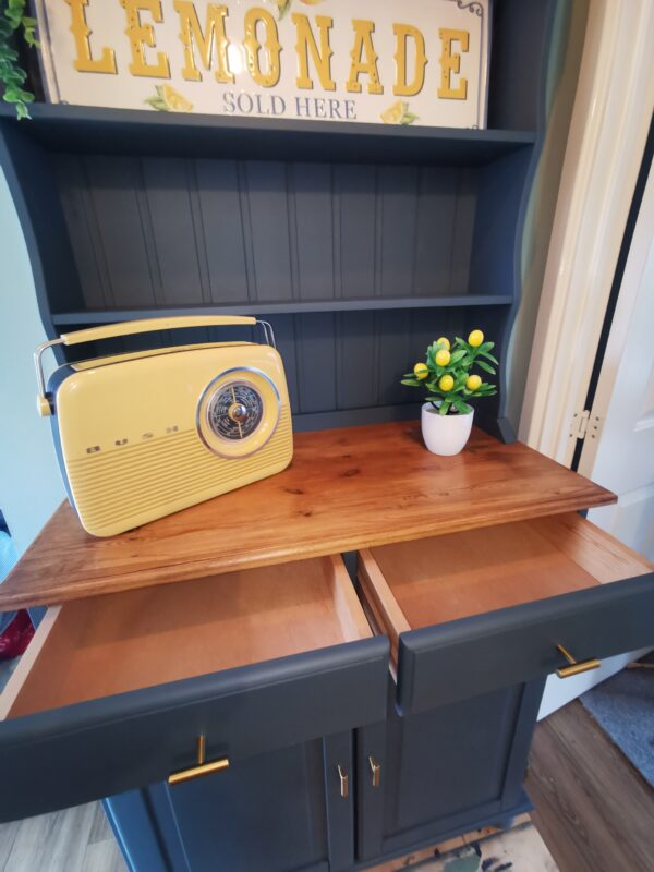 Stunning half size dresser - Image 5