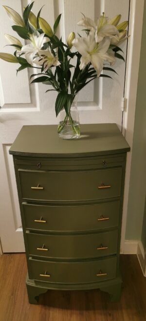 Bow fronted four drawer unit