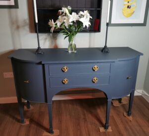 Large sideboard 2 drawer 2 cupboard